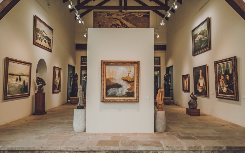 Are There Art Galleries in Cabo